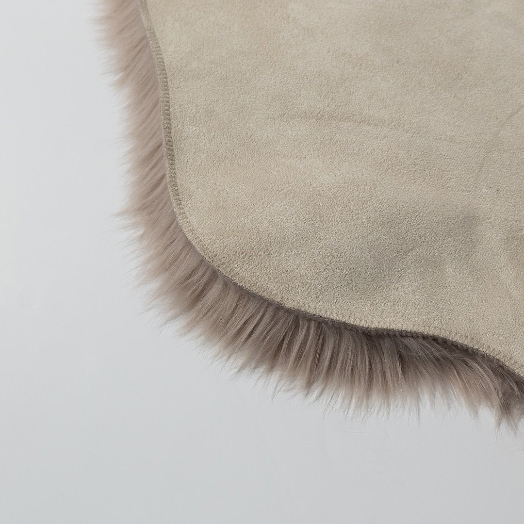 Frank’s Faux Fur – Taupe