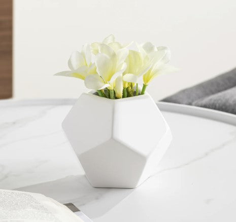 Orion Ceramic Hexagon 5h” Vase – White