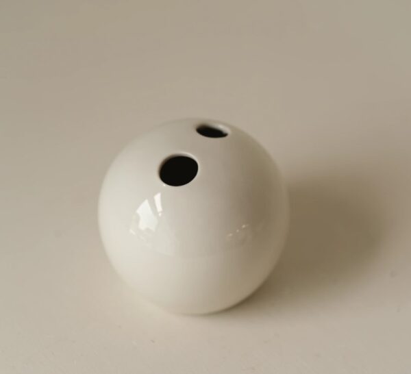 Utaka Bud Vase – Little Ball
